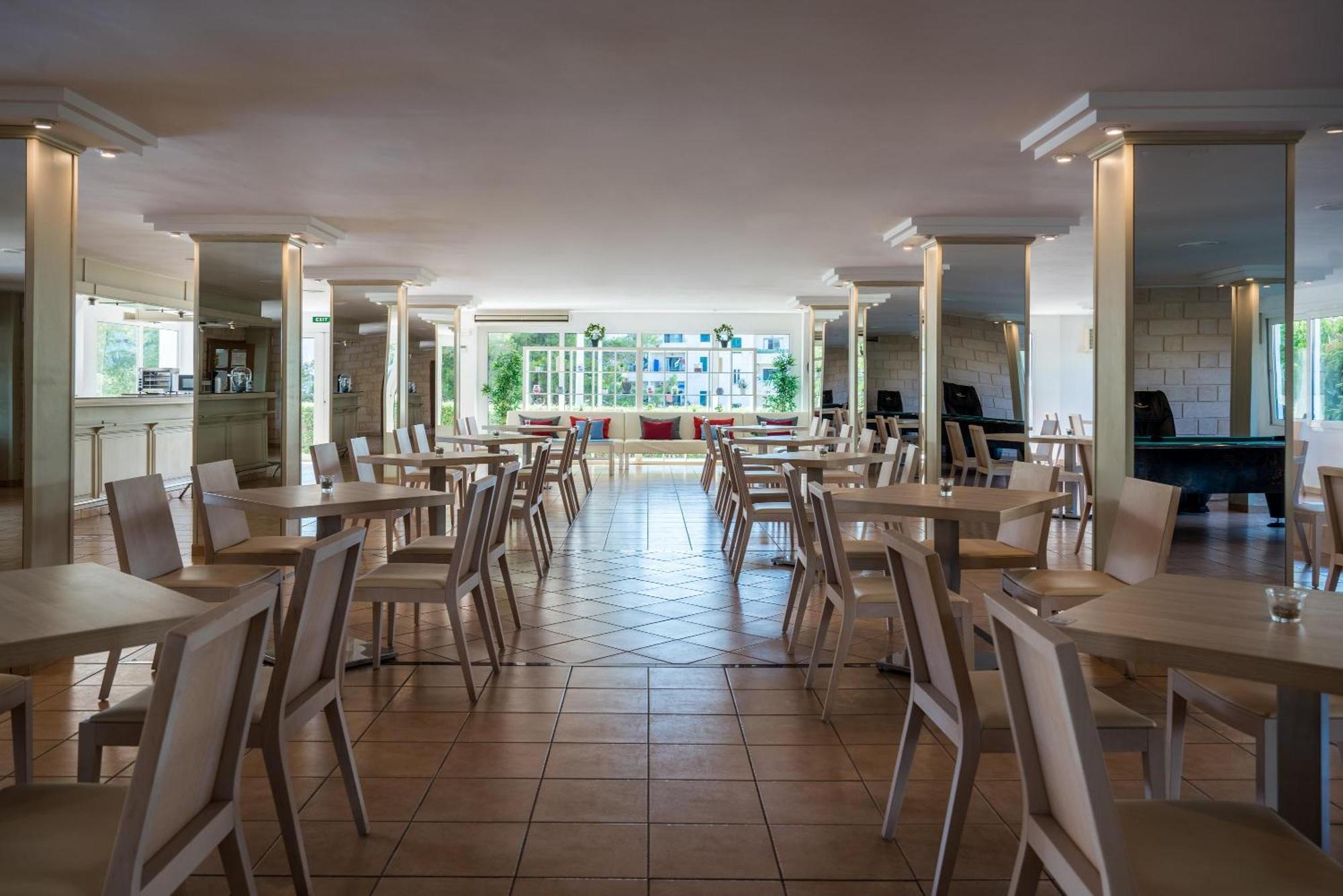 Thb Dos Playas - Adults Only Hotel Cala Ratjada  Exterior photo